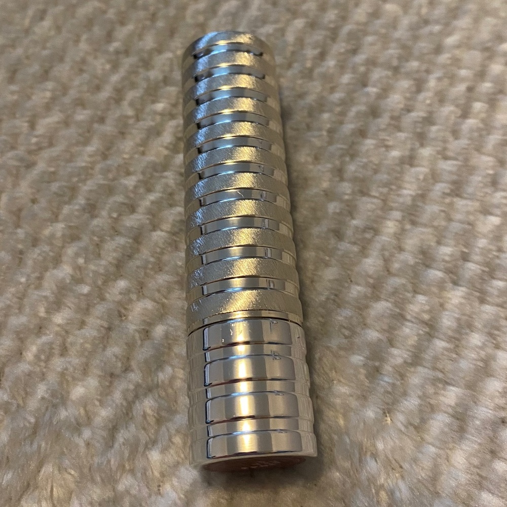 Clinique Dramatically Different Lipstick Raspberry Glacé